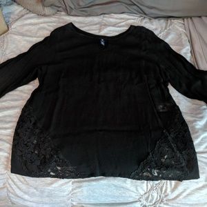 XL/XXL Gap shirt